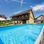 Ferienhaus Merry's & Relax House - Happy Griblje