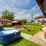 Ferienhaus Merry's & Relax House - Happy