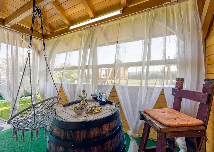 Merry's & Relax House - Happy Vikendica