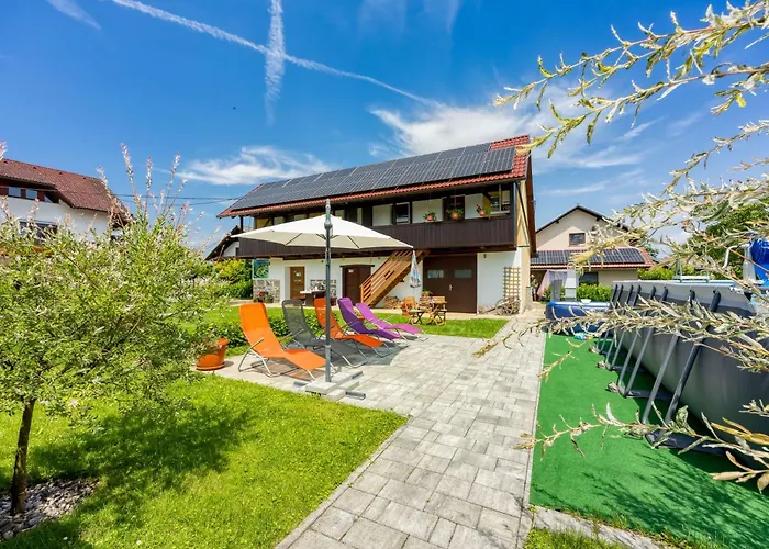 Merry's & Relax House - Happy Vikendica *