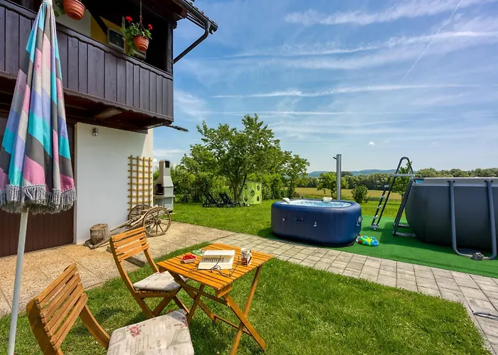 Vikendica Merry's & Relax House - Happy