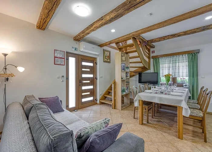 Merry's & Relax House - Happy Vikendica *